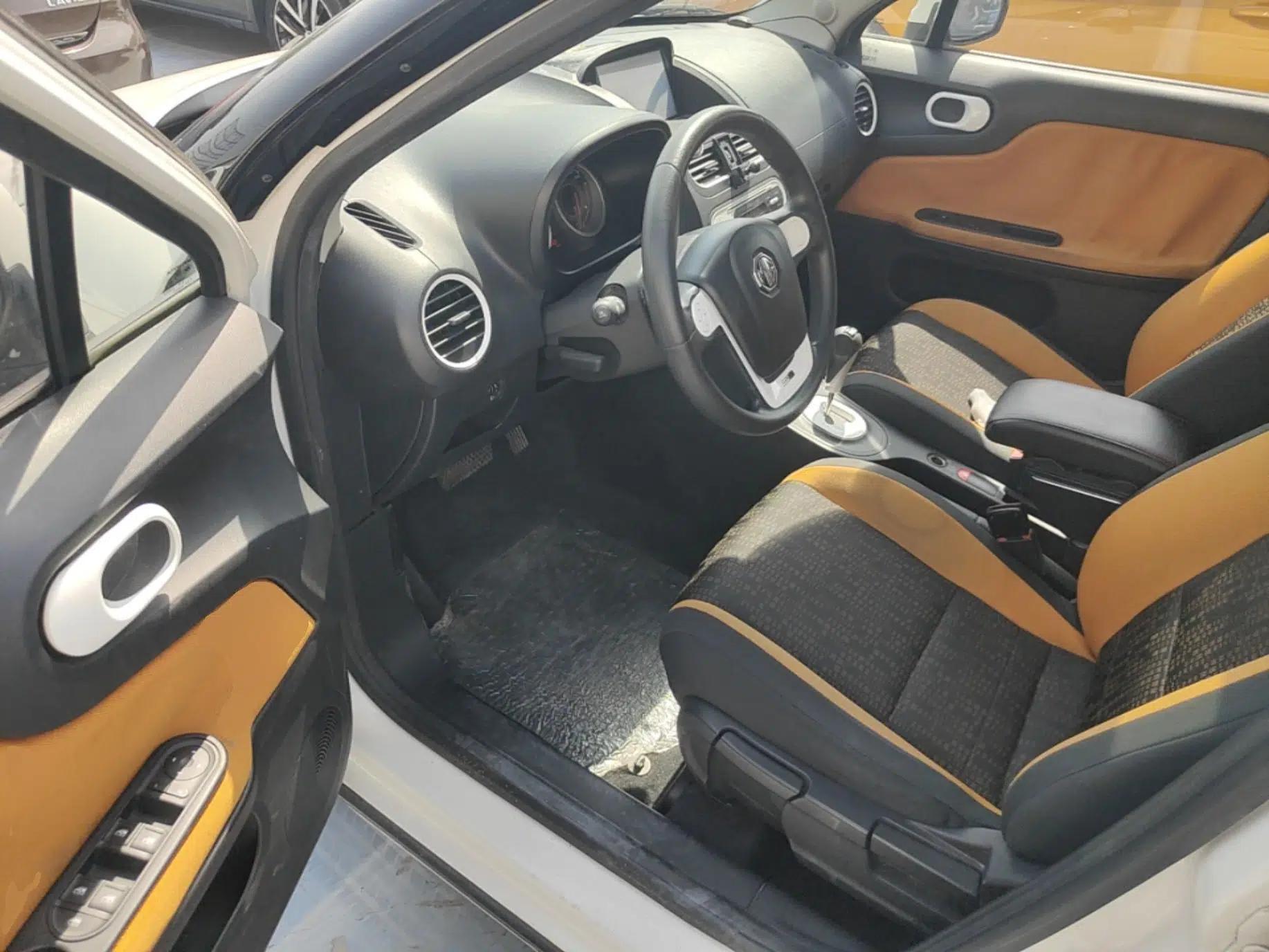 MG 3SW 2015 1.5L AMT Elite Model — миниатюра 19