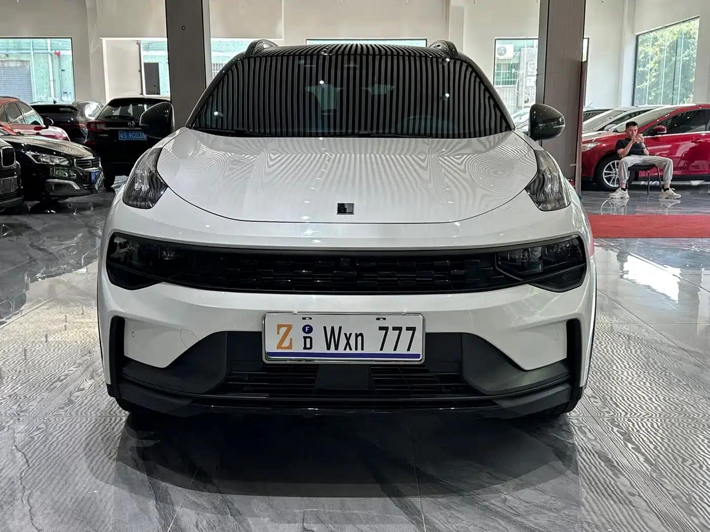 Lynk & Co 01 EM-P 2021 1.5TD PHEV Halo — миниатюра 2