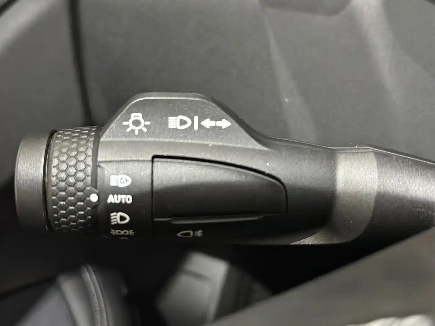Lynk & Co 01 EM-P 2021 1.5TD PHEV Halo — миниатюра 12