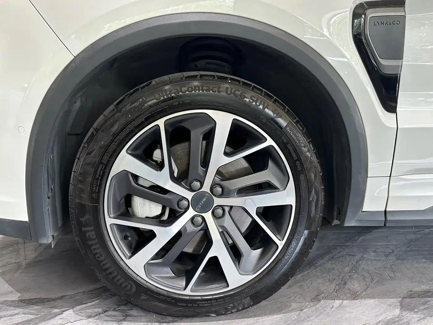 Lynk & Co 01 EM-P 2021 1.5TD PHEV Halo — миниатюра 21