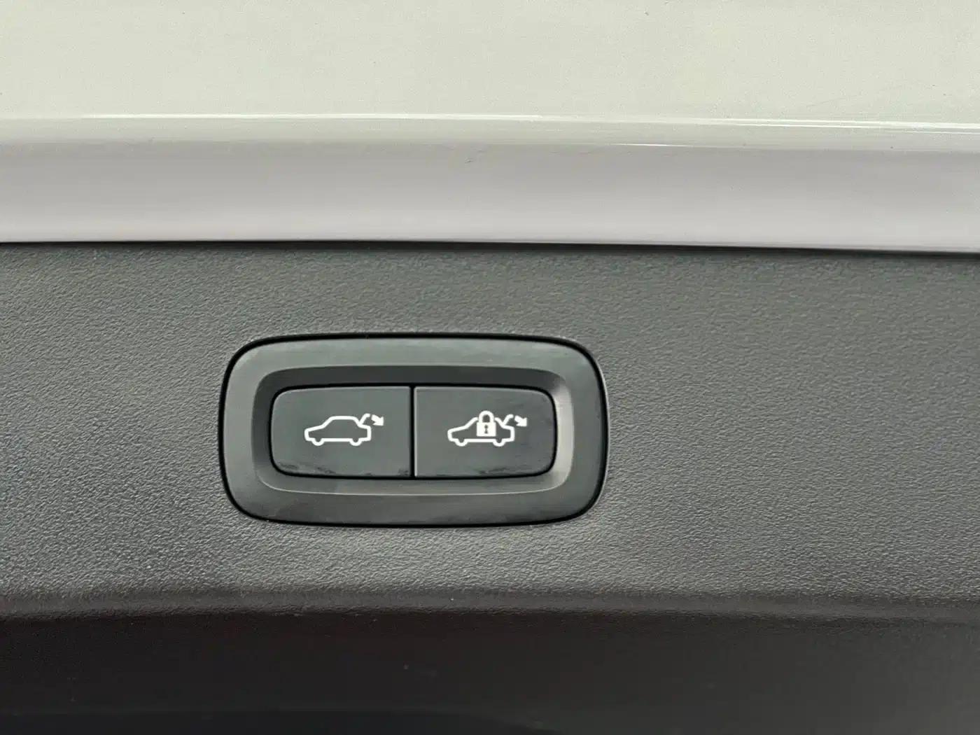Lynk & Co 01 EM-P 2021 1.5TD PHEV Halo — миниатюра 23