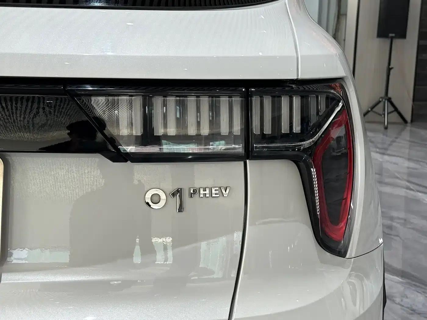 Lynk & Co 01 EM-P 2021 1.5TD PHEV Halo — миниатюра 25