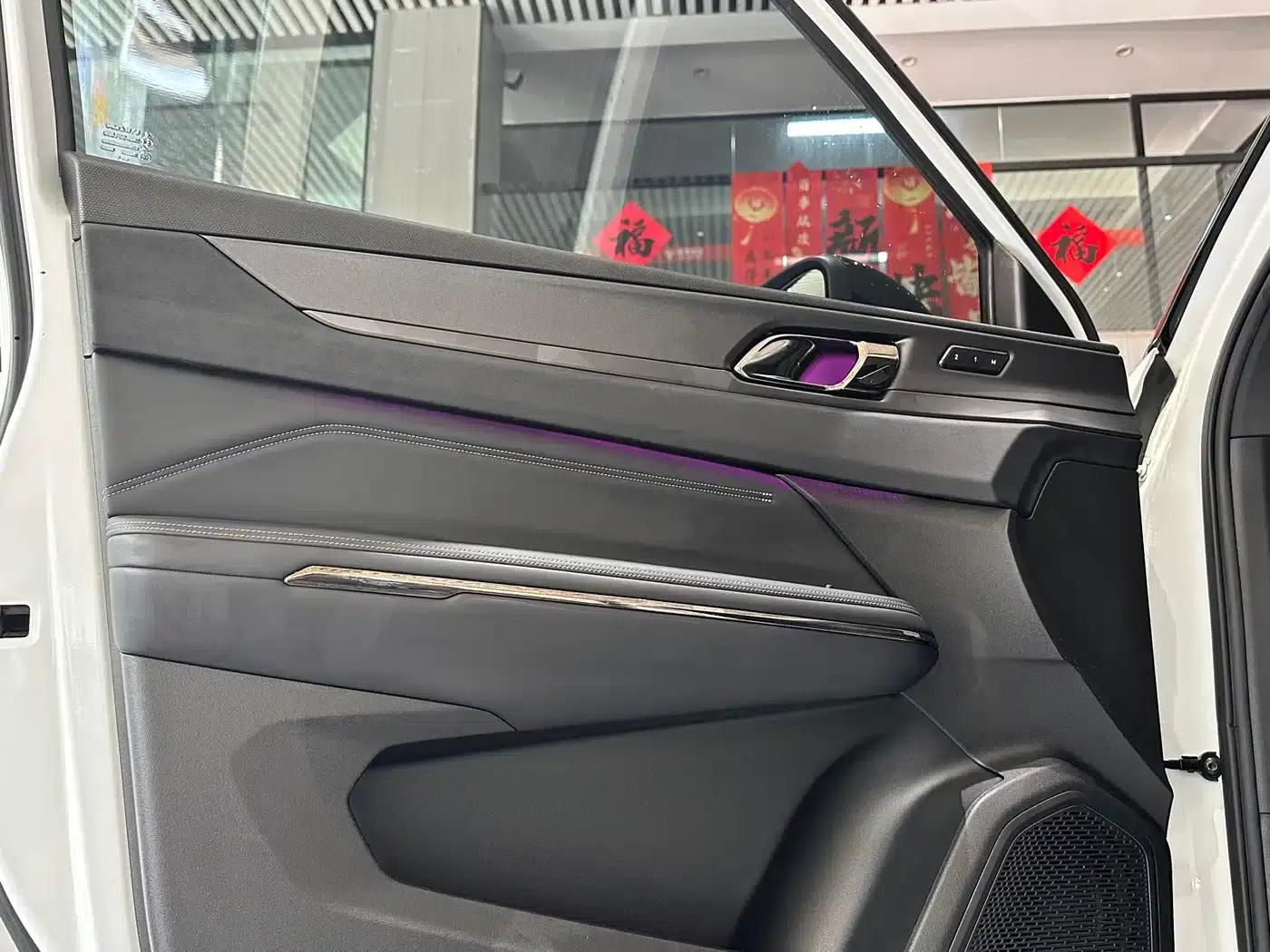 Lynk & Co 01 EM-P 2021 1.5TD PHEV Halo — миниатюра 5