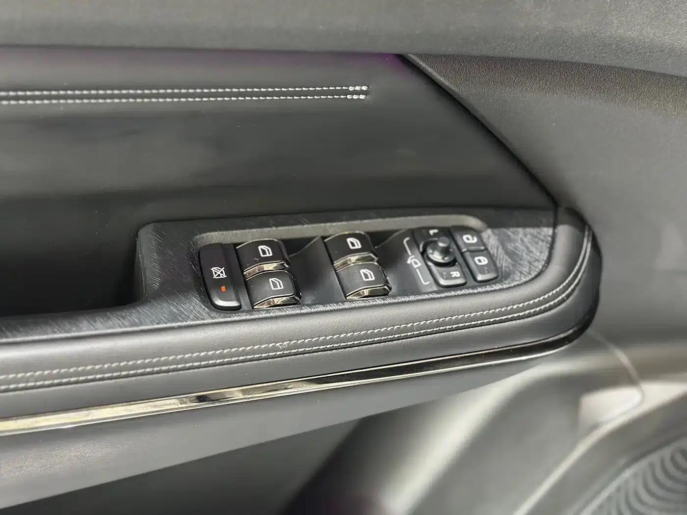 Lynk & Co 01 EM-P 2021 1.5TD PHEV Halo — миниатюра 6