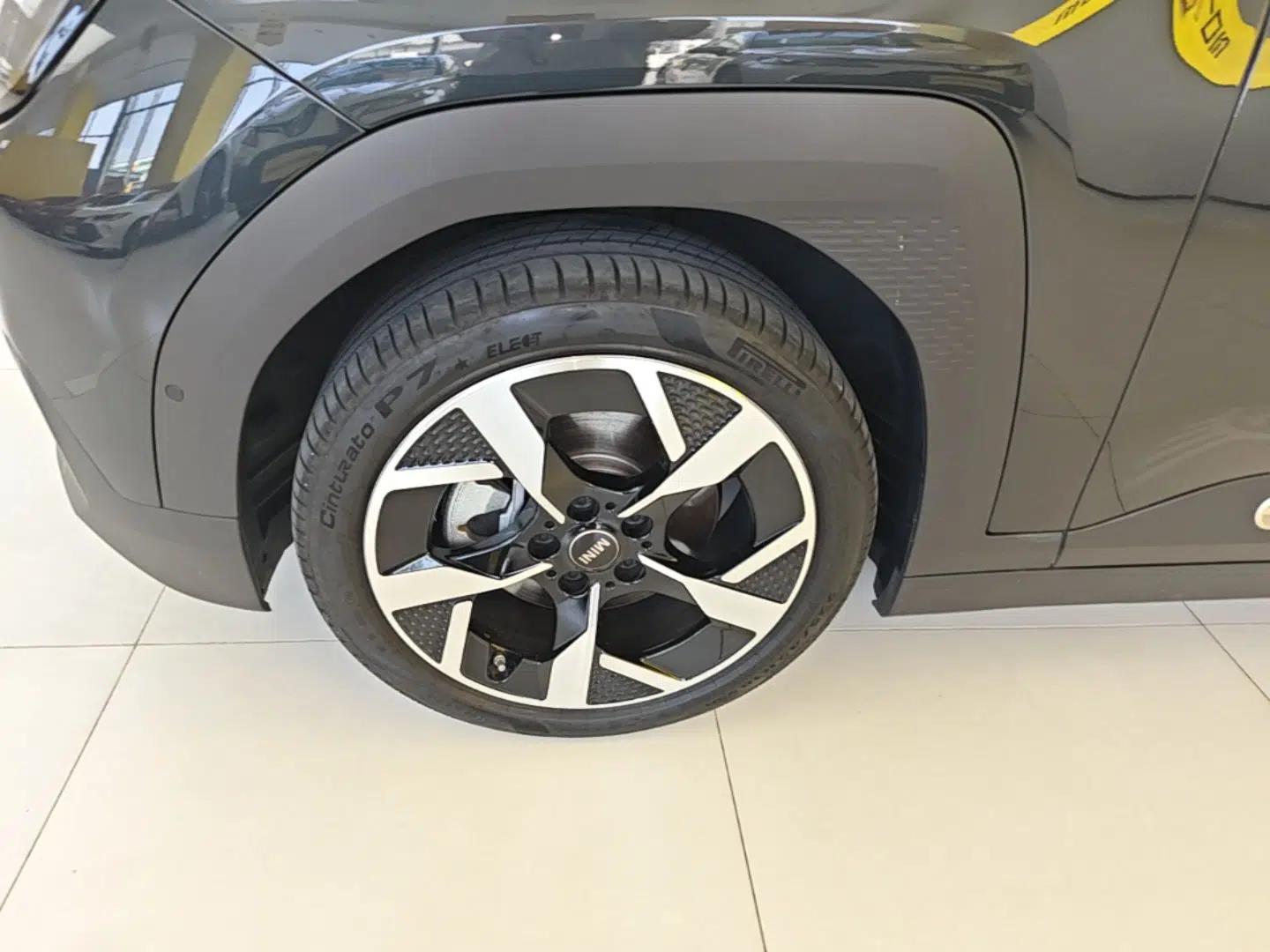 MINI Electric ACEMAN 2024 E Classic Edition — миниатюра 9