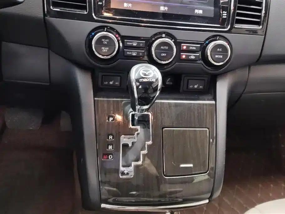 Mazda 8 2015 2.5L Navigator Edition — миниатюра 16