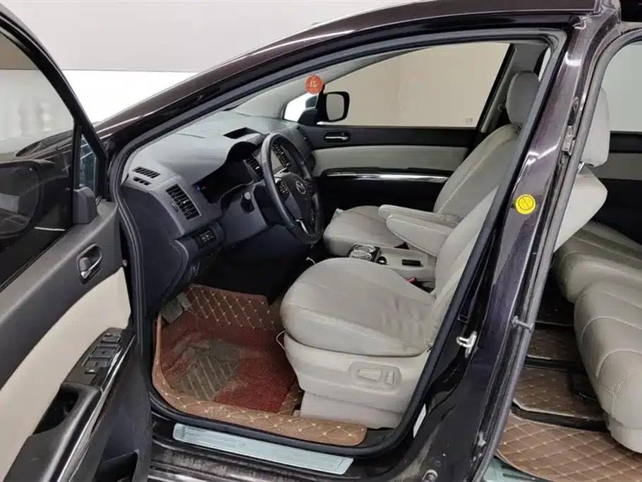 Mazda 8 2015 2.5L Navigator Edition — миниатюра 9