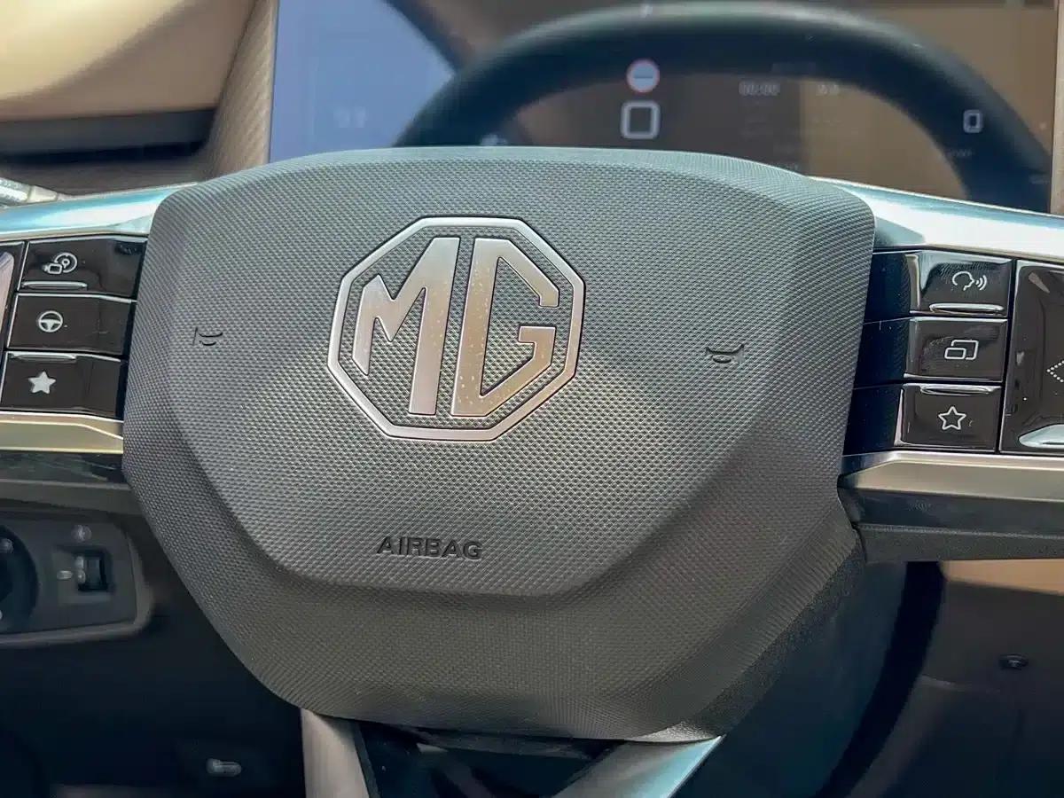 MG ES5 2025 525max Rear-Wheel Drive Intelligent Driving Edition — миниатюра 9