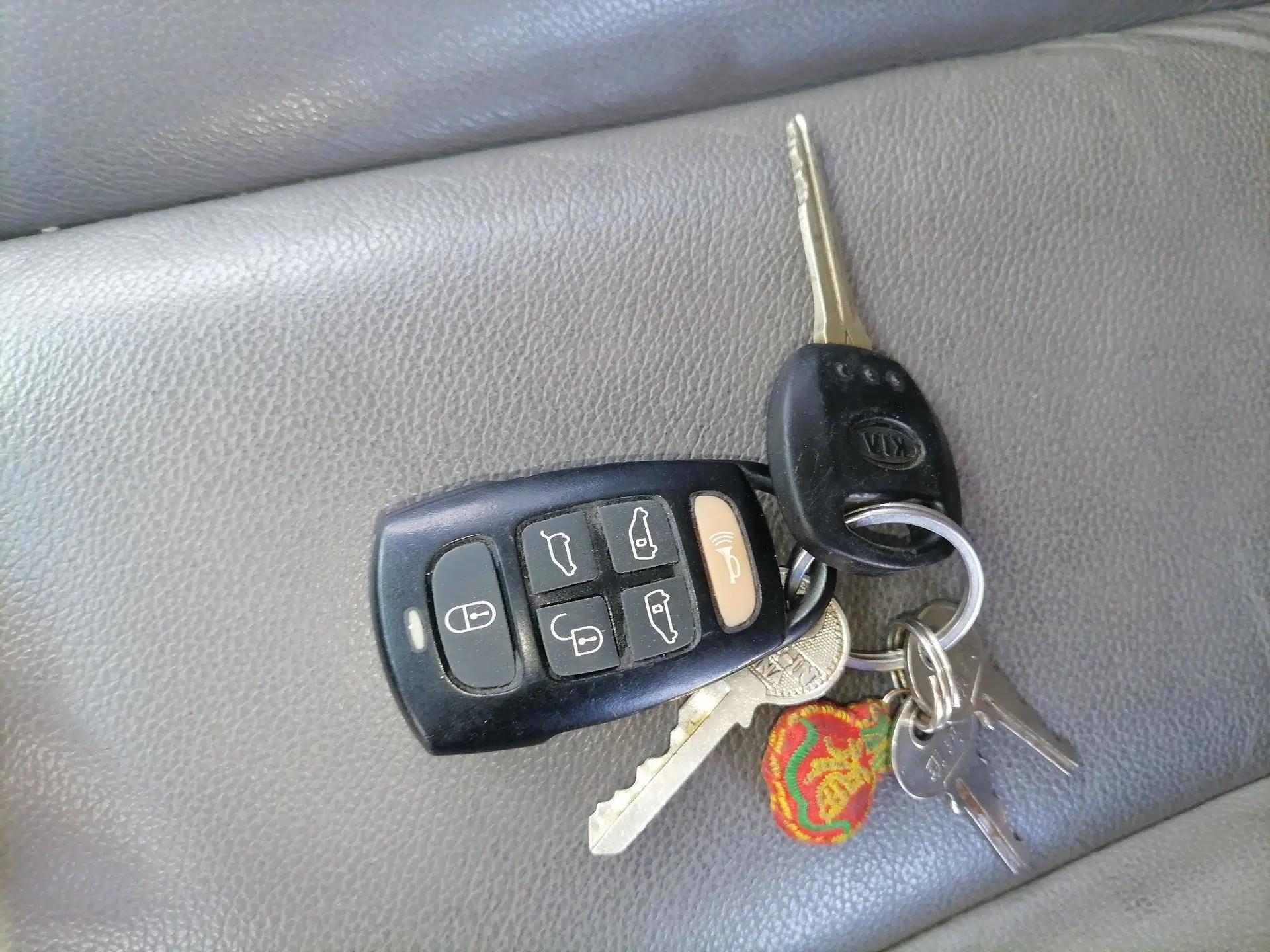 Kia VQ 2011 2.7 Comfort Edition — миниатюра 9