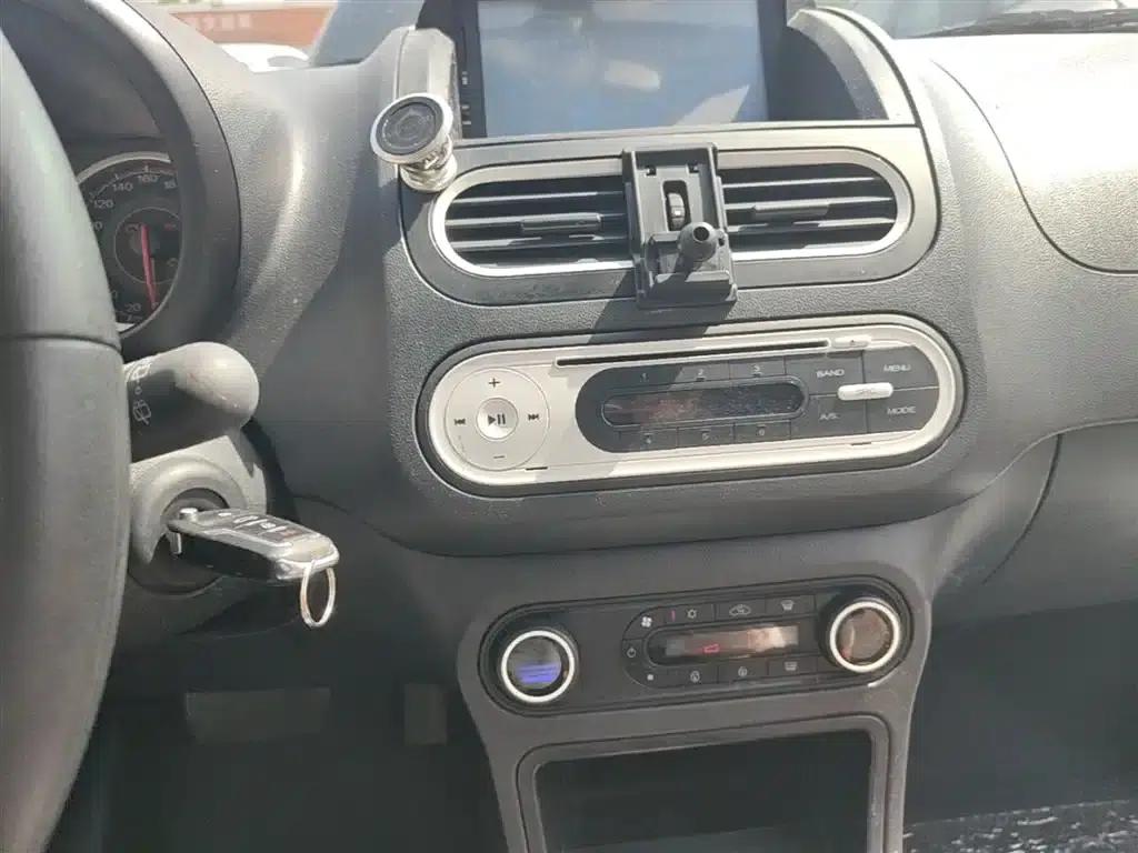 MG3SW 2015 1.5L AMT Elite — миниатюра 13