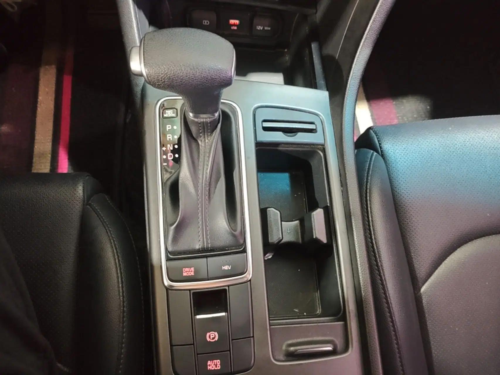 Kia K5 New Energy 2018 2.0L Smart Enjoyment Version — миниатюра 16