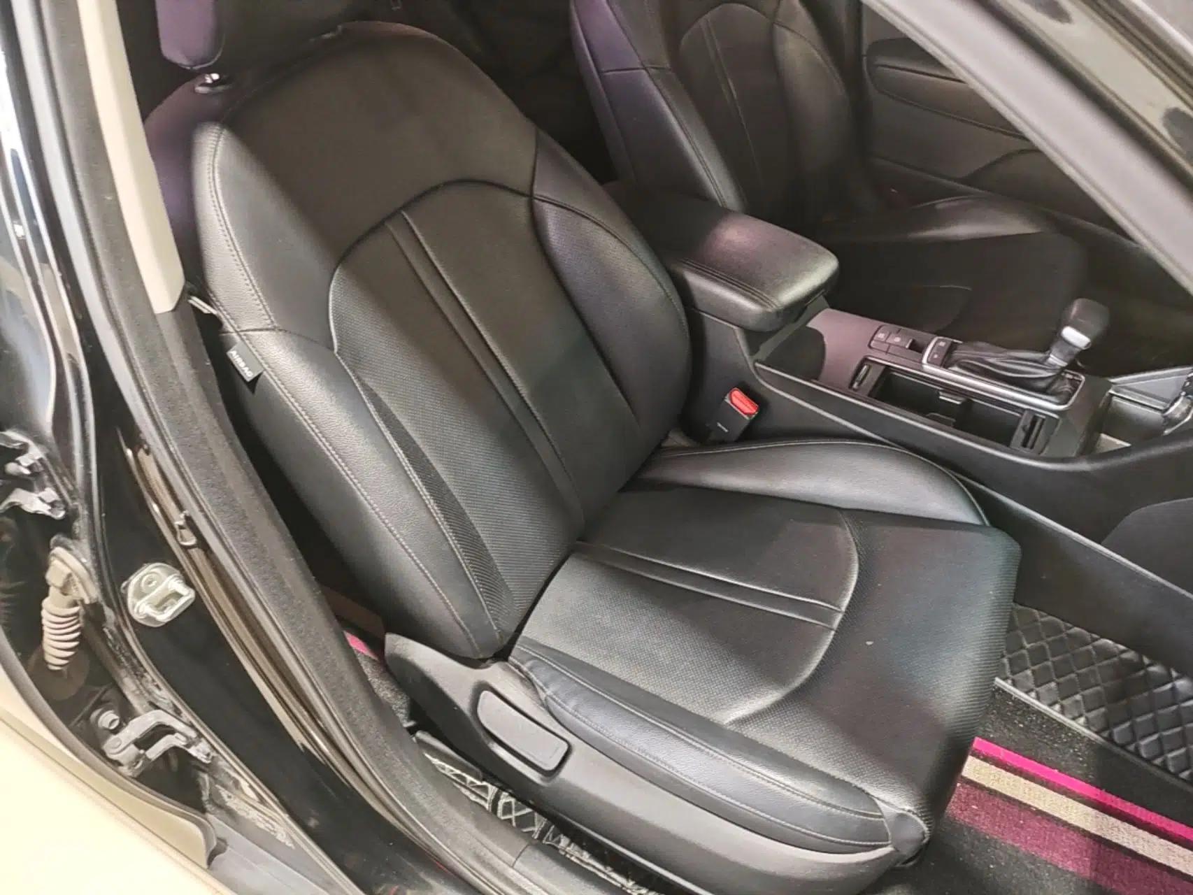 Kia K5 New Energy 2018 2.0L Smart Enjoyment Version — миниатюра 23