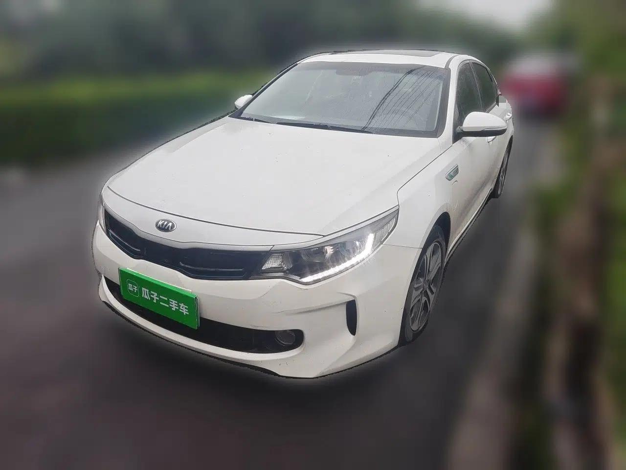 Kia K5 New Energy 2018 2.0L Smart Enjoyment Version — миниатюра 1