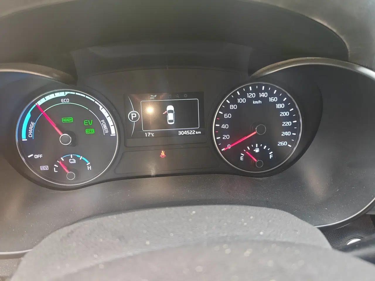 Kia K5 New Energy 2018 2.0L Smart Enjoyment Version — миниатюра 13