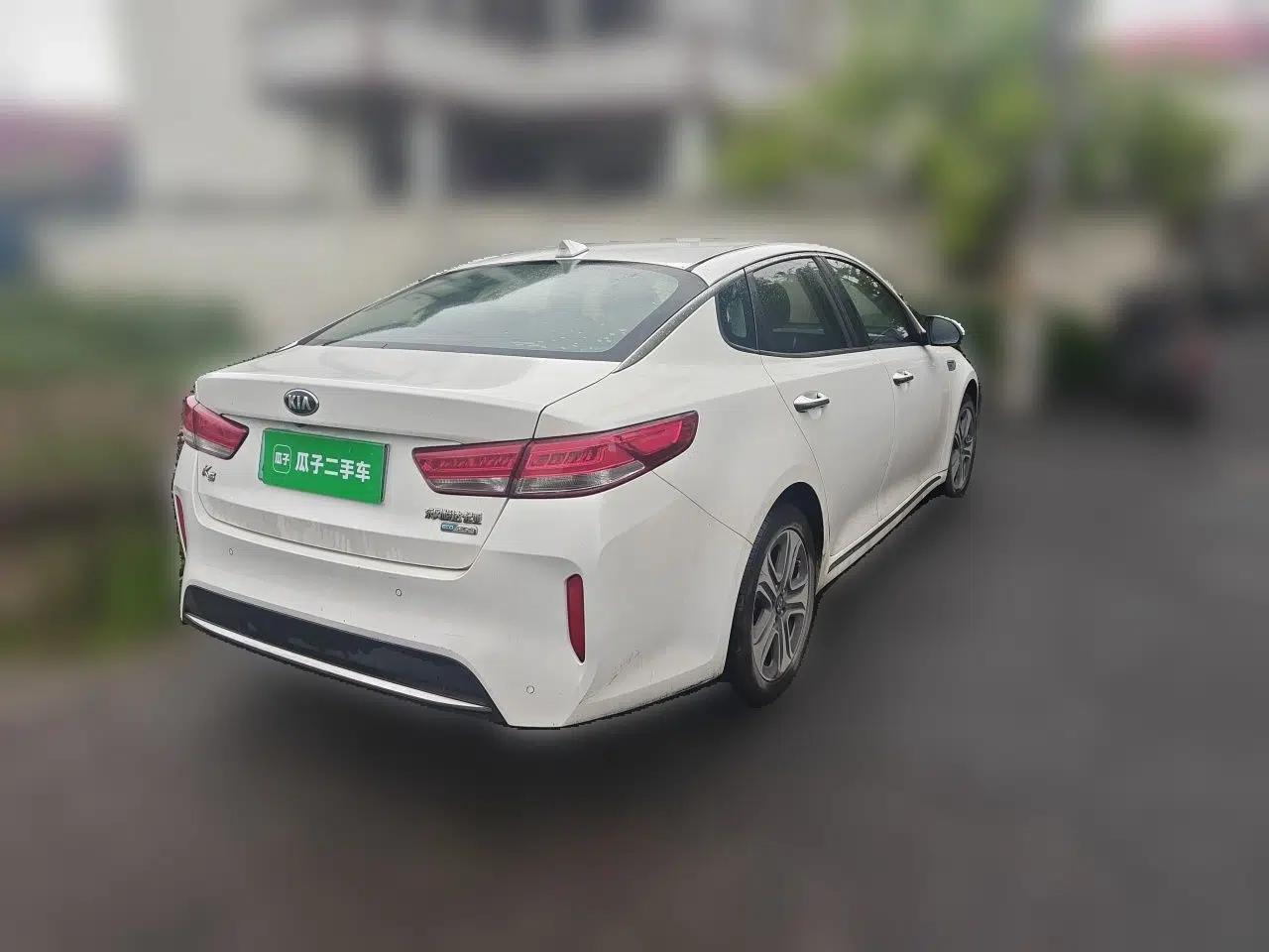 Kia K5 New Energy 2018 2.0L Smart Enjoyment Version — миниатюра 6