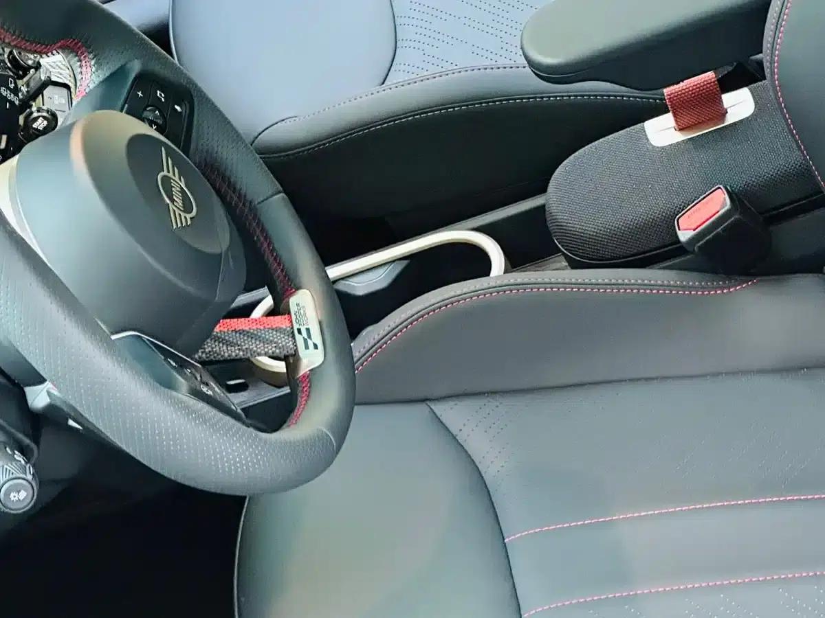 2025 JOHN COOPER WORKS Electric MINI JCW — миниатюра 17