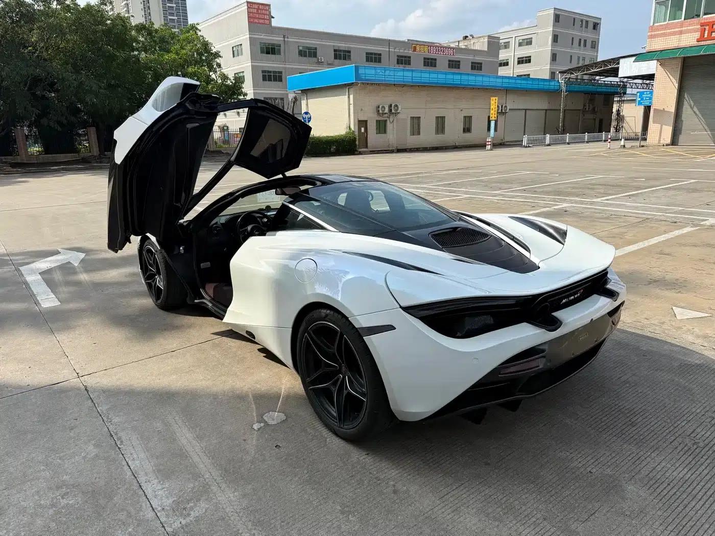 McLaren 720S 2017 4.0T Coupe — миниатюра 3