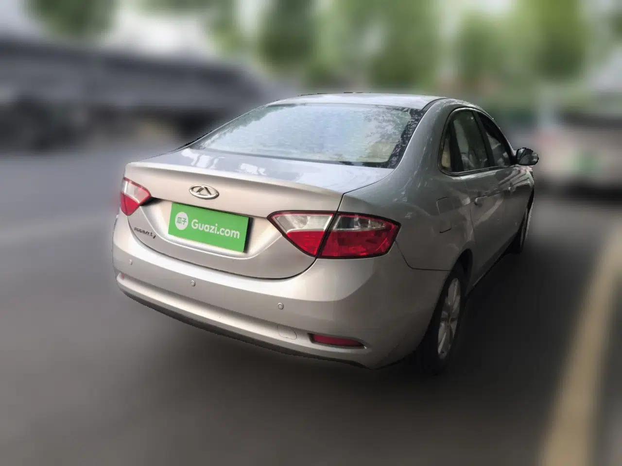 Chery Arrizo 7 2013 1.6L Manual Zhi Ling Edition — миниатюра 6