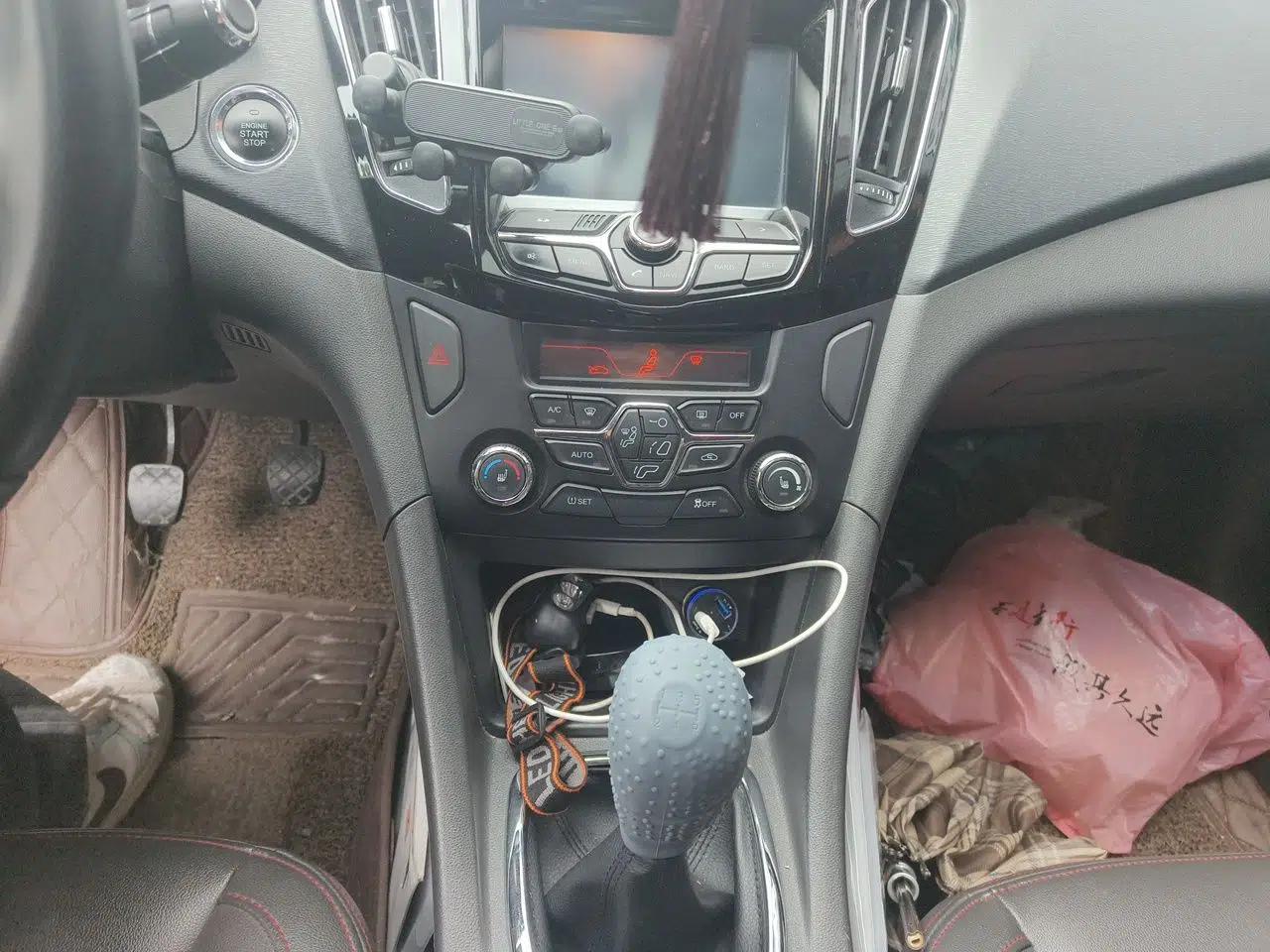 Chery Arrizo 7 2016 1.5T Manual ZhiXiang Edition — миниатюра 14