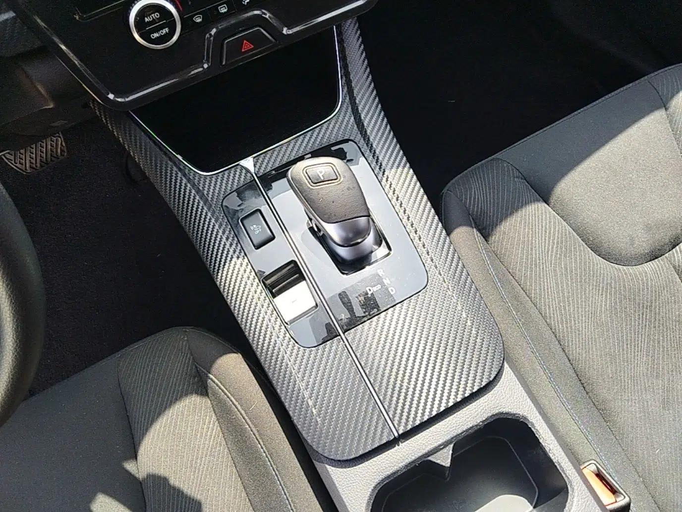 Venucia D60EV 2023 PLUS Comfort Edition CI Model — миниатюра 17