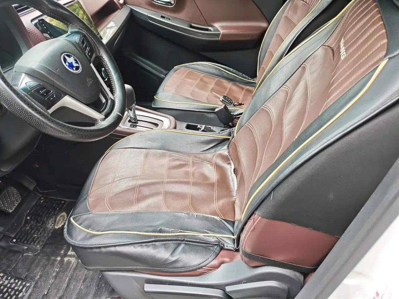 Venucia M50V 2017 1.6L XL CVT Luxury Edition — миниатюра 17