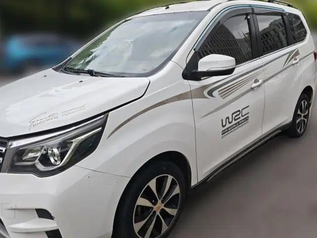Venucia M50V 2017 1.6L XL CVT Luxury Edition