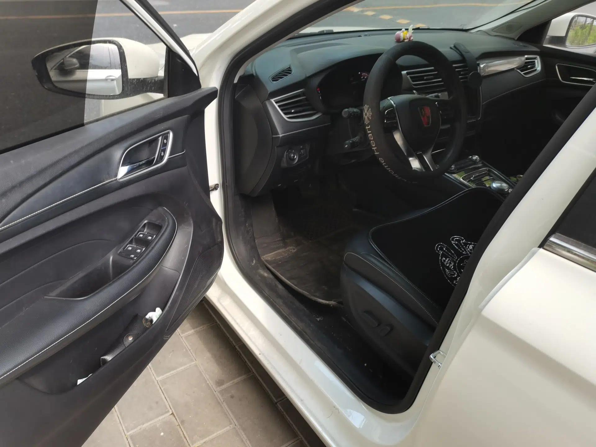 Roewe Ei5 2018 Internet Flagship Edition — миниатюра 17