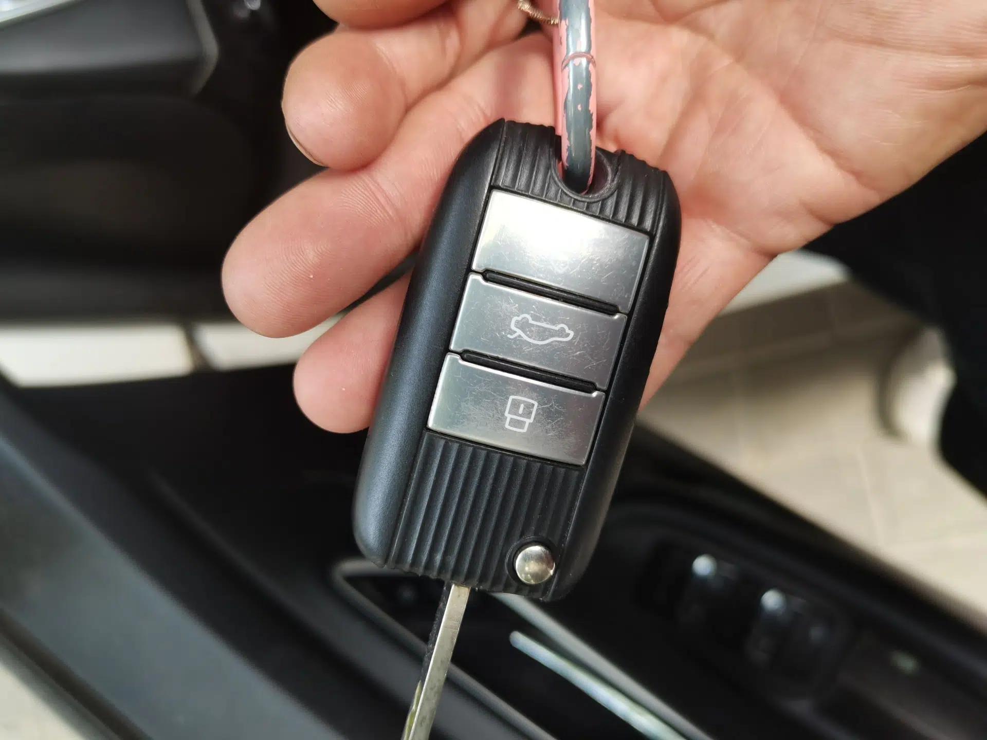 Roewe Ei5 2018 Internet Flagship Edition — миниатюра 9