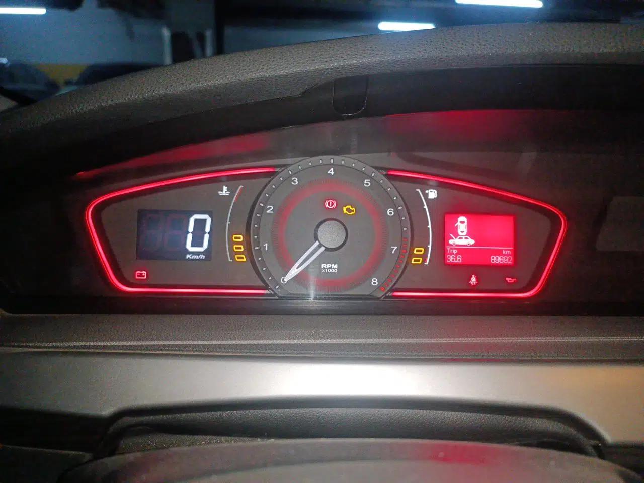 Roewe 550 2012 550 1.8L Manual Value Edition — миниатюра 12