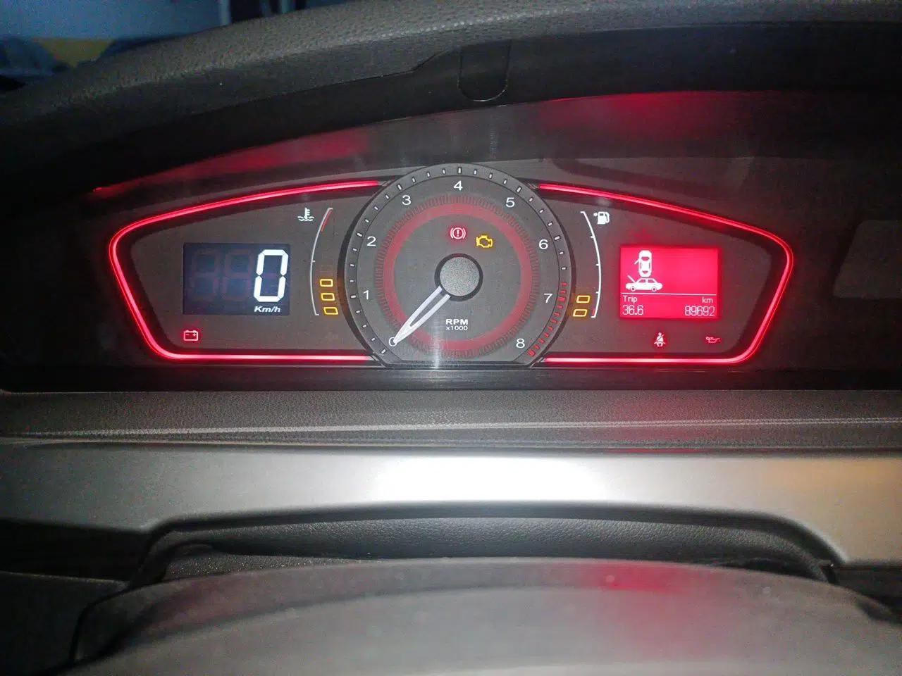Roewe 550 2012 550 1.8L Manual Value Edition — миниатюра 13