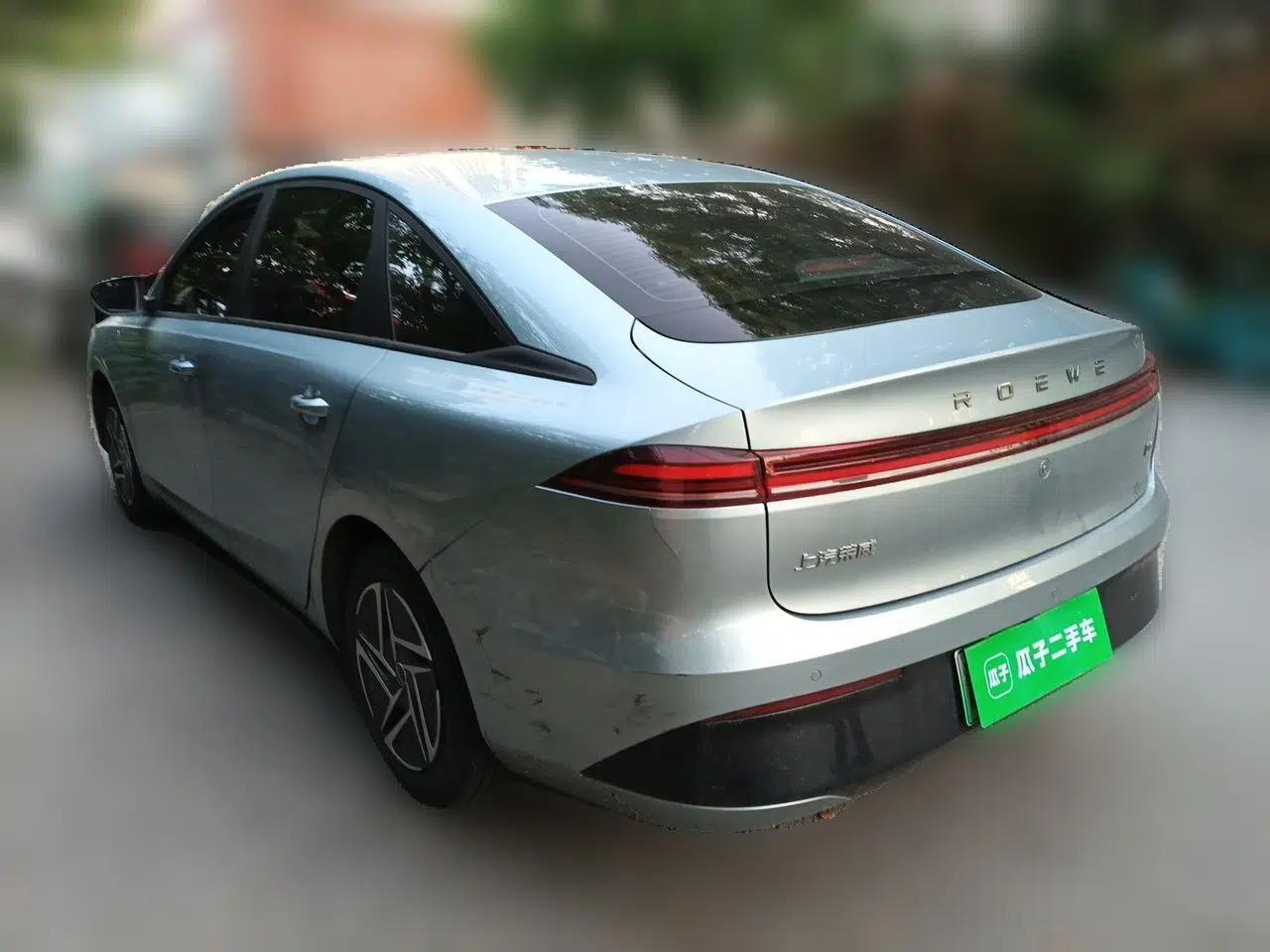 Roewe D6 2025 450 km Premium Edition — миниатюра 4