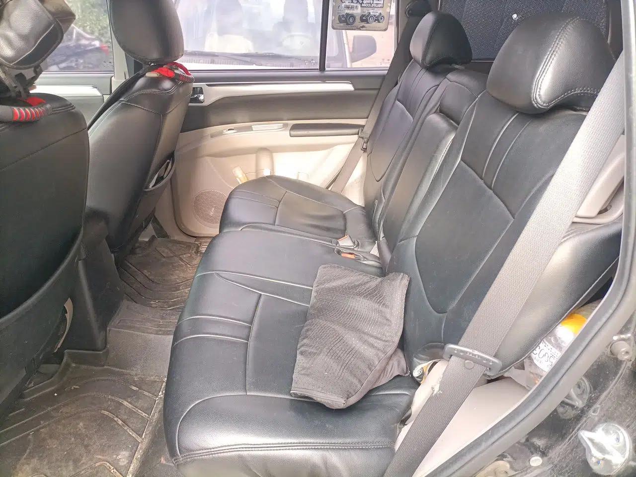 Mitsubishi Pajero Sport 2013 3.0L Automatic 4x4 Executive Edition — миниатюра 18