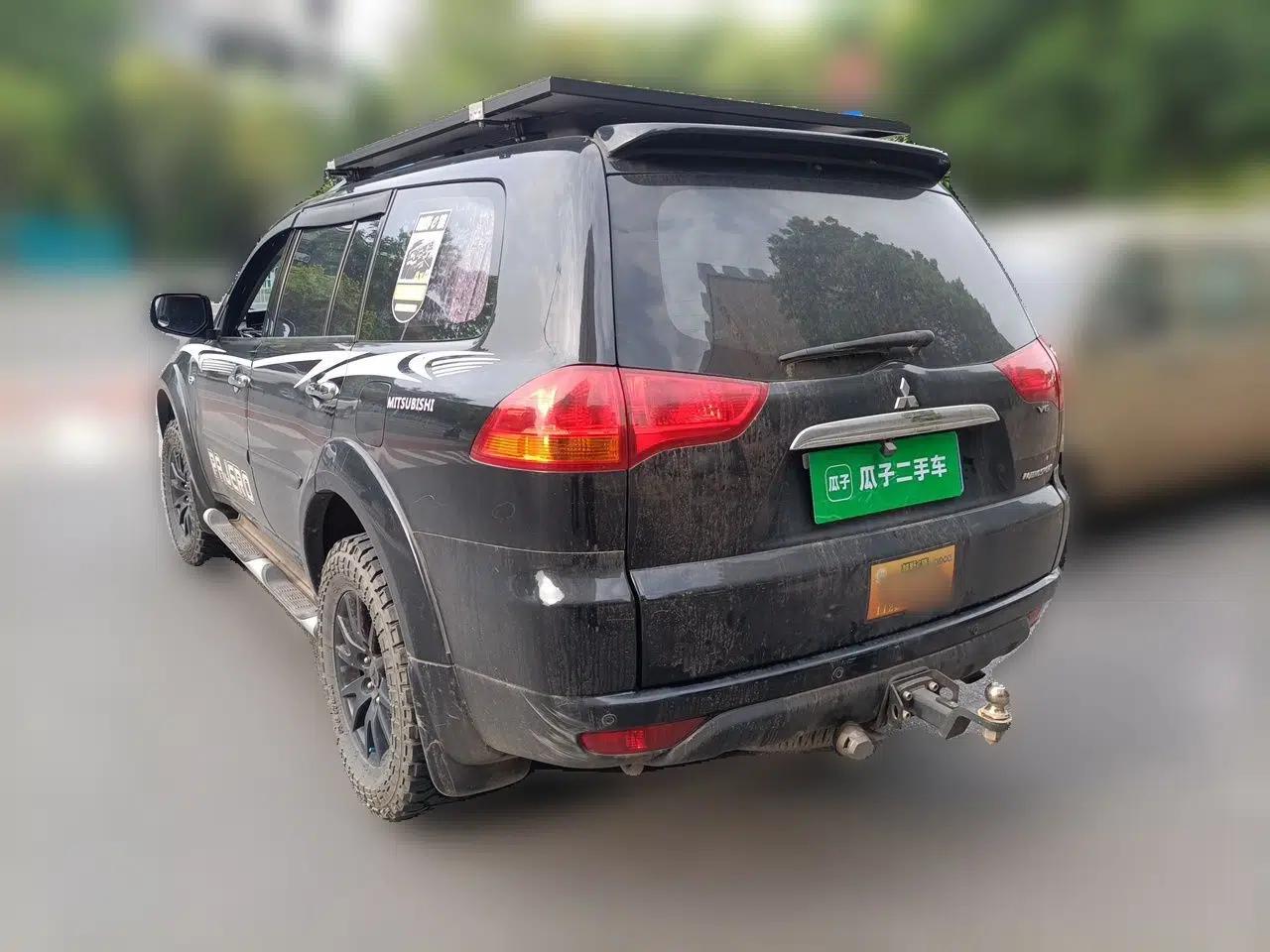 Mitsubishi Pajero Sport 2013 3.0L Automatic 4x4 Executive Edition — миниатюра 4