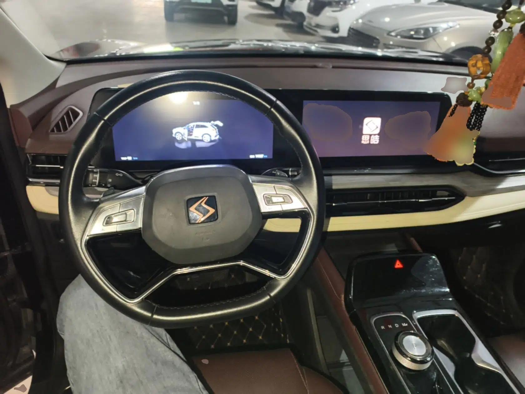 SOL QX 2021 300T DCT Deluxe Smart Connectivity Version — миниатюра 13