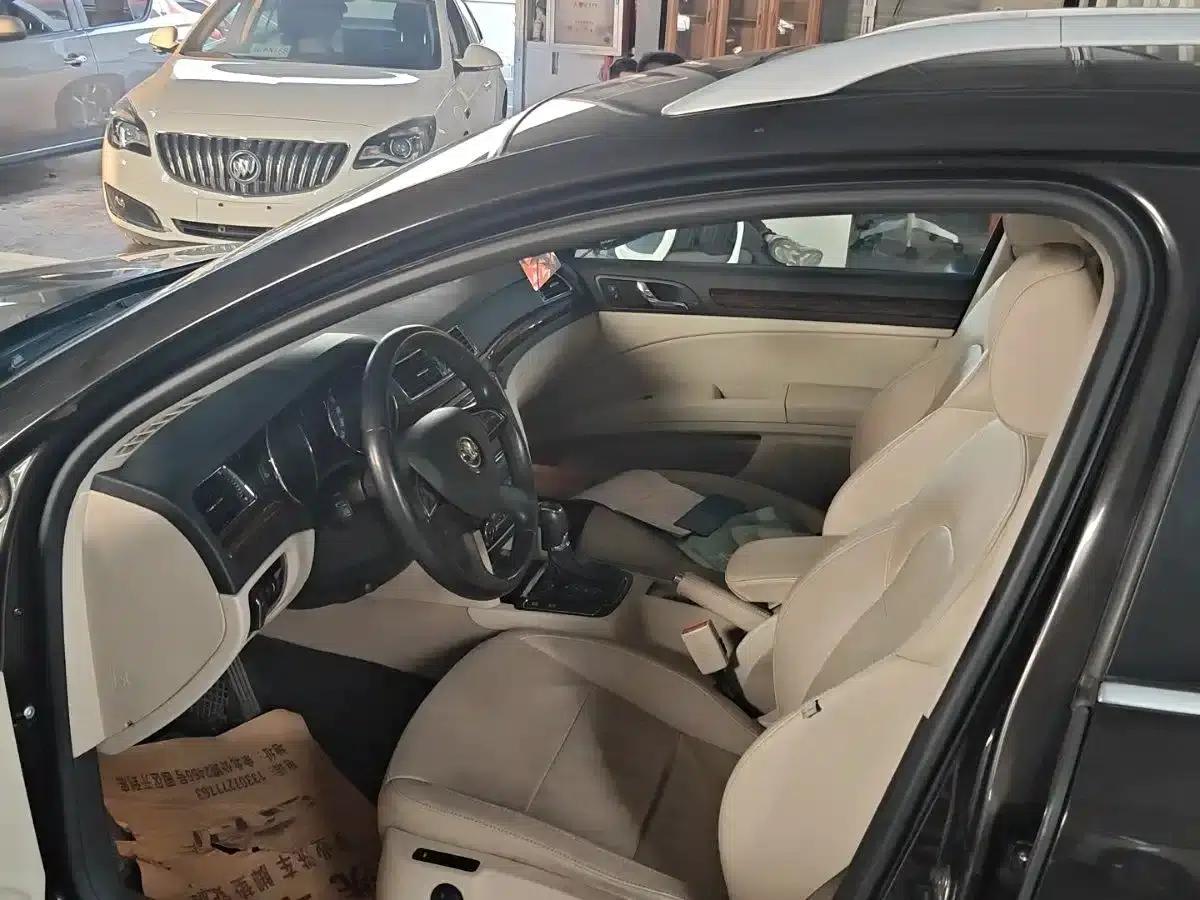 2014 Superb 2.0TSI Premium Edition — миниатюра 9