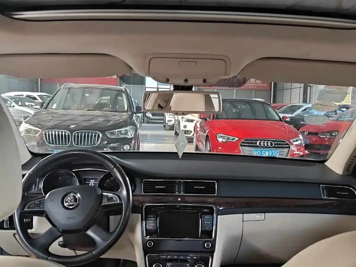 2014 Superb 2.0TSI Premium Edition — миниатюра 10