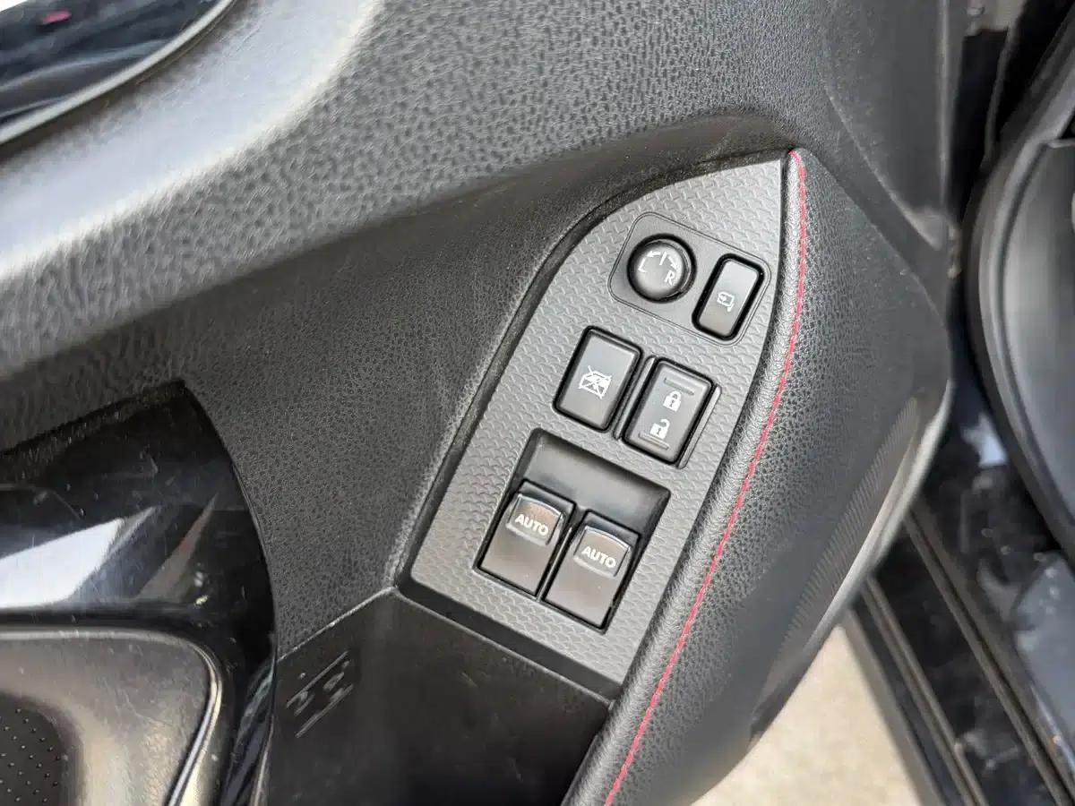 Subaru BRZ 2015 2.0i Manual — миниатюра 19
