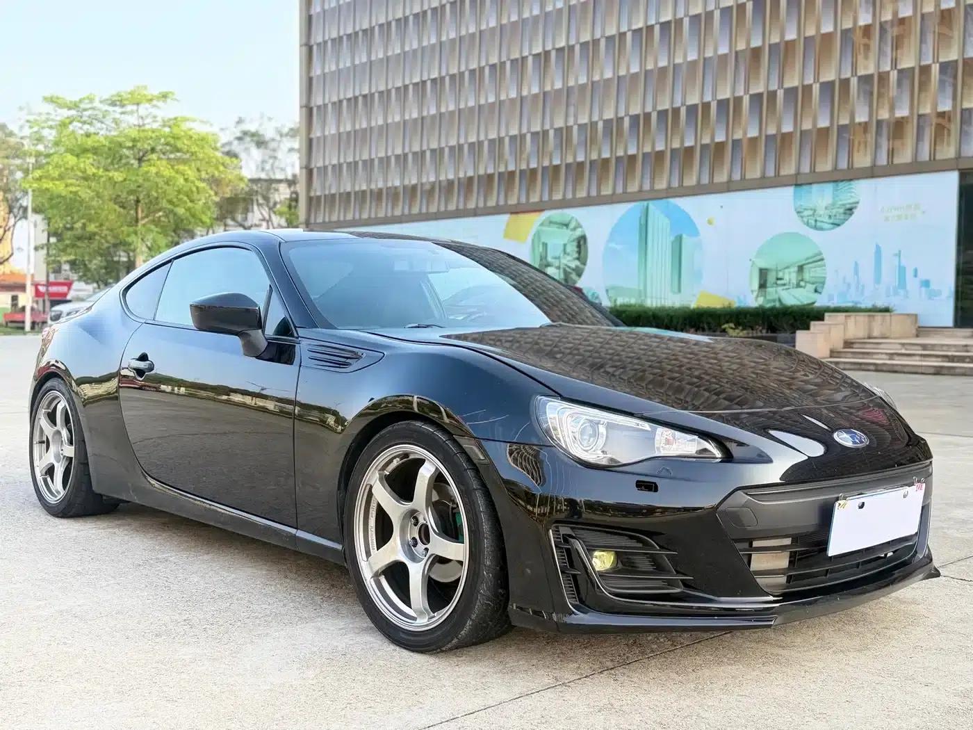 Subaru BRZ 2015 2.0i Manual — миниатюра 3