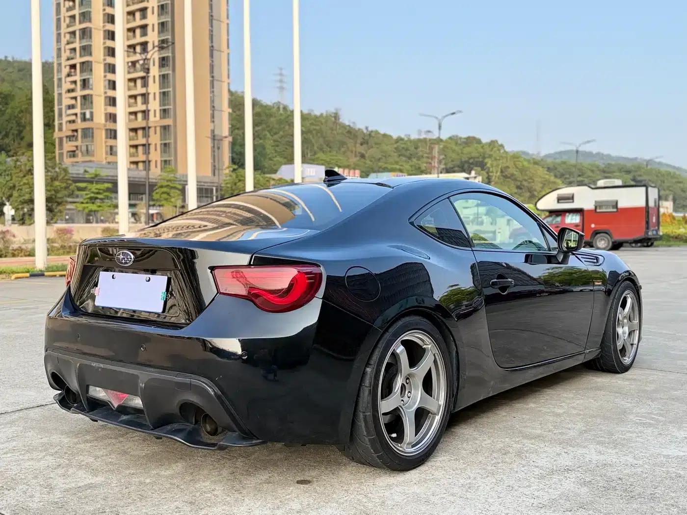 Subaru BRZ 2015 2.0i Manual — миниатюра 7
