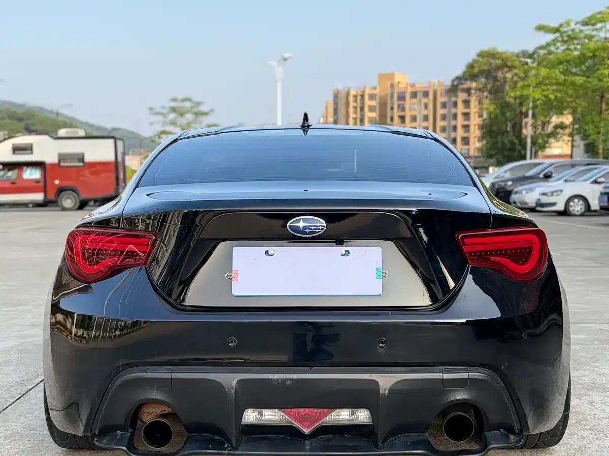 Subaru BRZ 2015 2.0i Manual — миниатюра 8