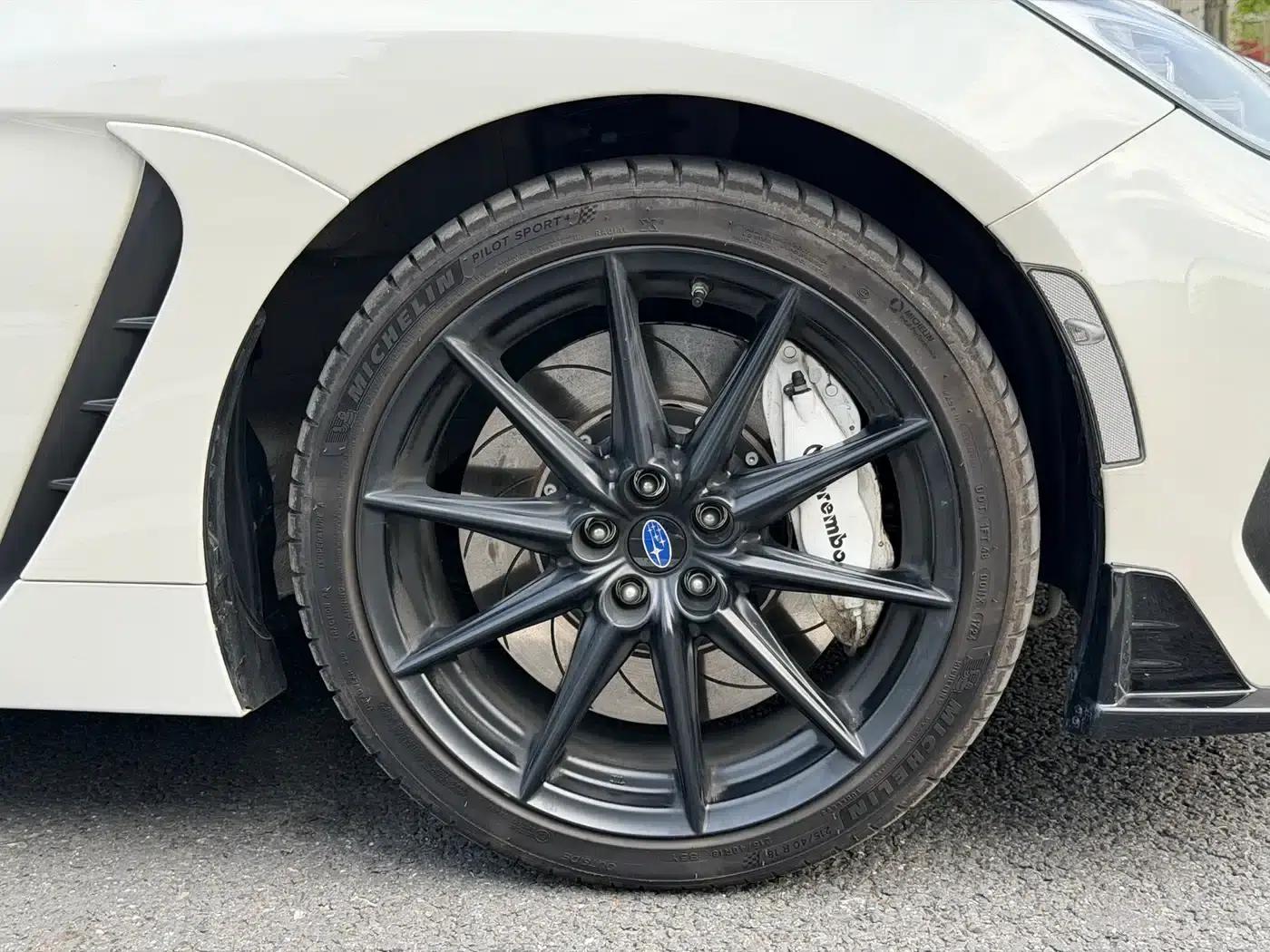 2025 Subaru BRZ 2.4L Manual EyeSight STI Sport — миниатюра 5