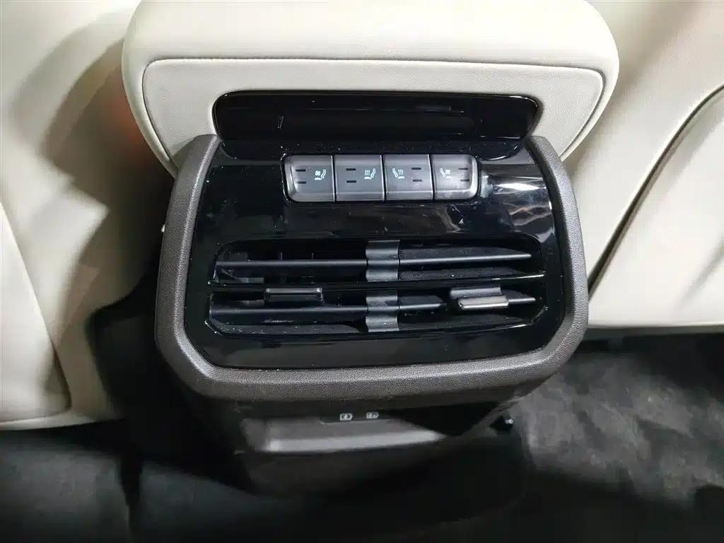 Denza N7 2024 630 AWD Intelligent Driving Max Edition — миниатюра 20