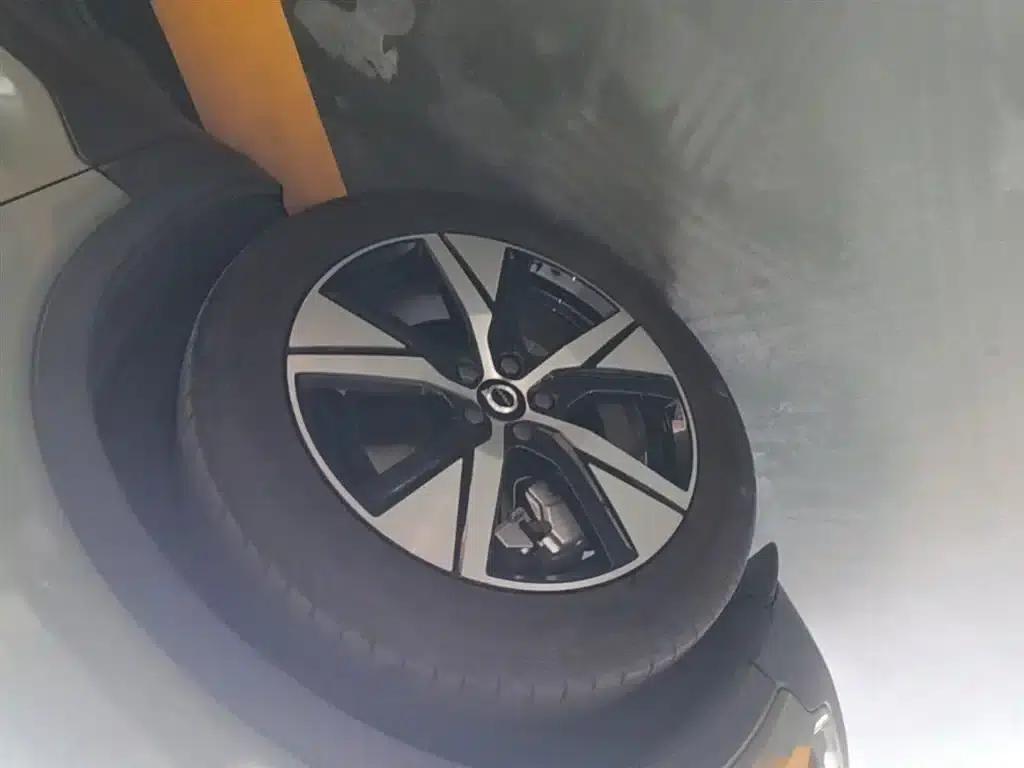 Volvo XC40 PHEV 2022 Long Range Edition — миниатюра 23
