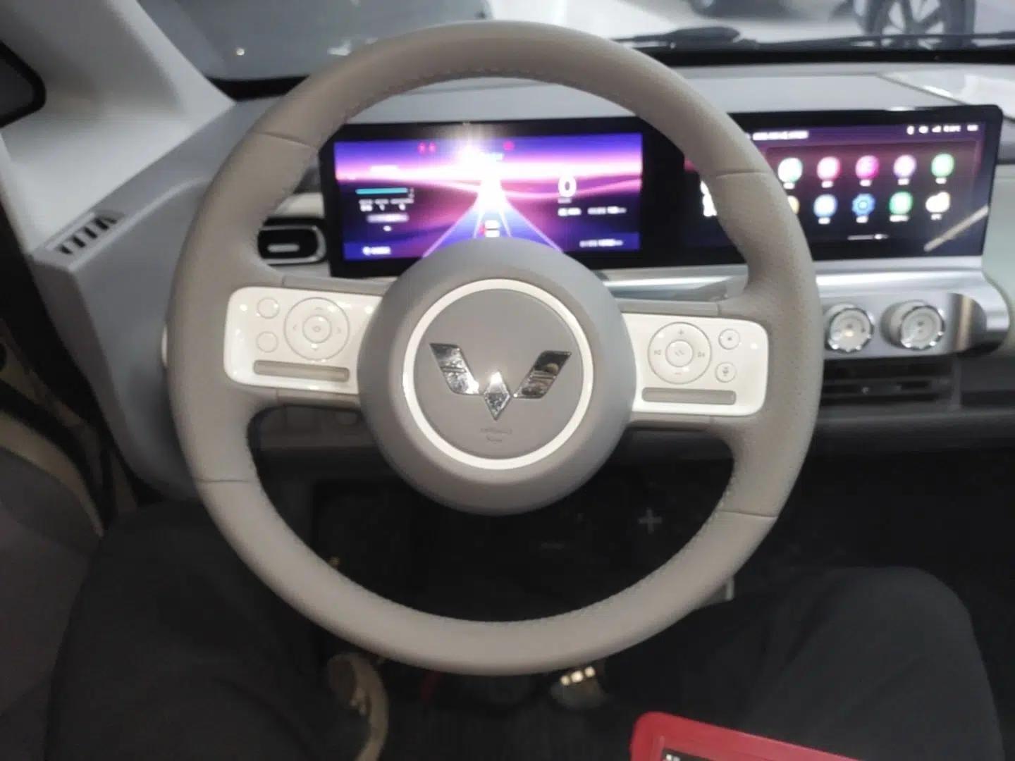 Wuling Air ev 2023 - Four Seats - Advanced Edition — миниатюра 14