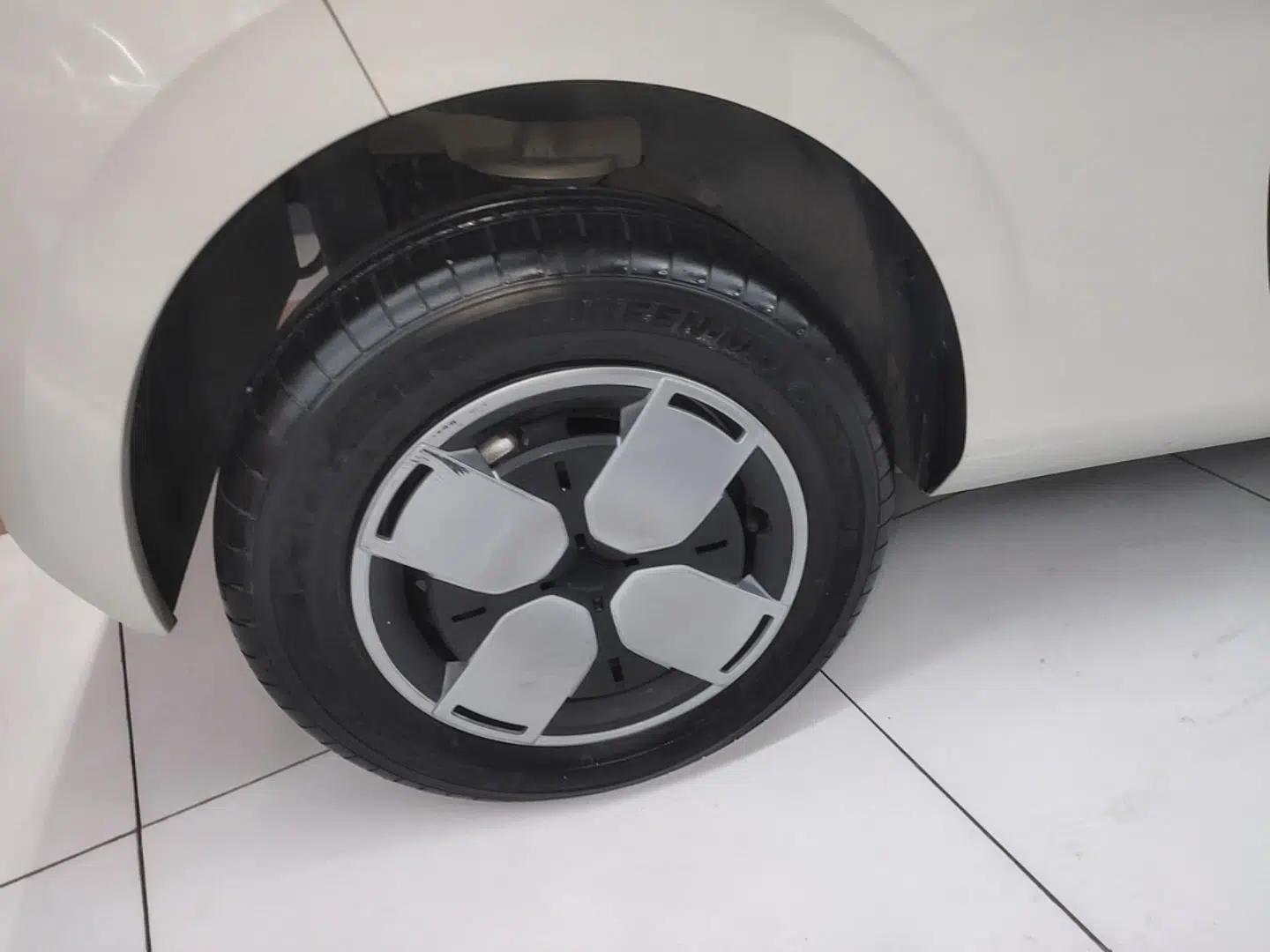 Wuling Air ev 2023 - Four Seats - Advanced Edition — миниатюра 10