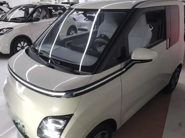 Wuling Air ev 2023 - Four Seats - Advanced Edition