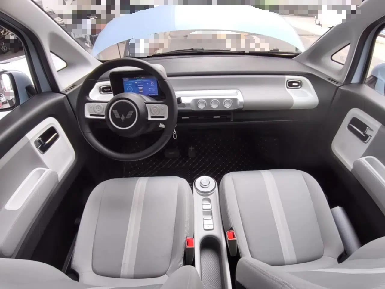 Wuling Air ev 2023 - Four Seats - Standard Edition — миниатюра 13