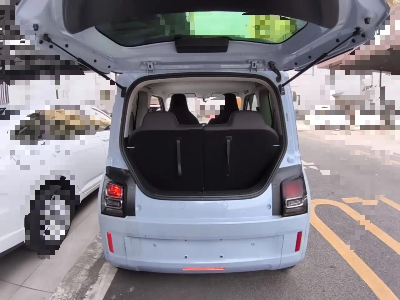 Wuling Air ev 2023 - Four Seats - Standard Edition — миниатюра 22