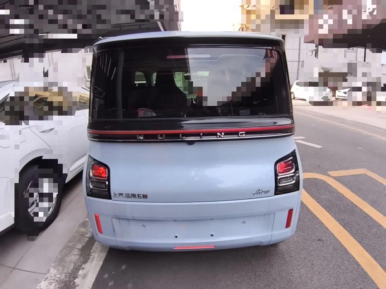 Wuling Air ev 2023 - Four Seats - Standard Edition — миниатюра 5
