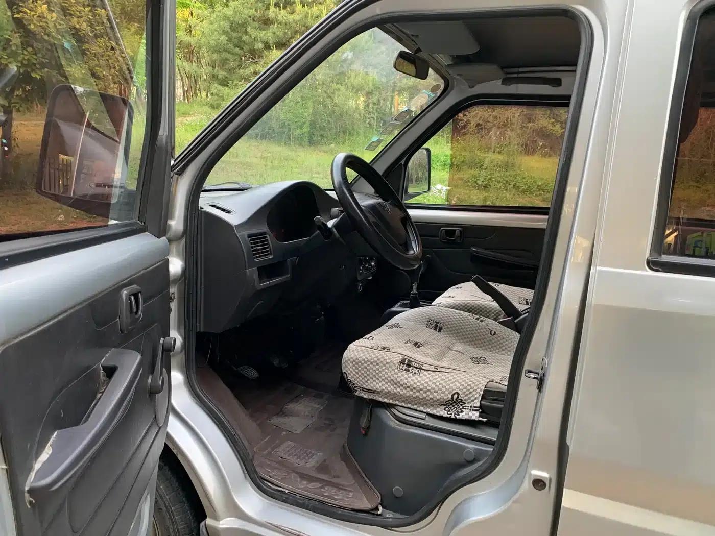 Wuling Rongguang Mini Truck 2017 1.5L Double Cab Basic Model L3C — миниатюра 5